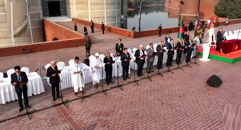 মন্ত্রীপরিষদের শপথ গ্রহণ